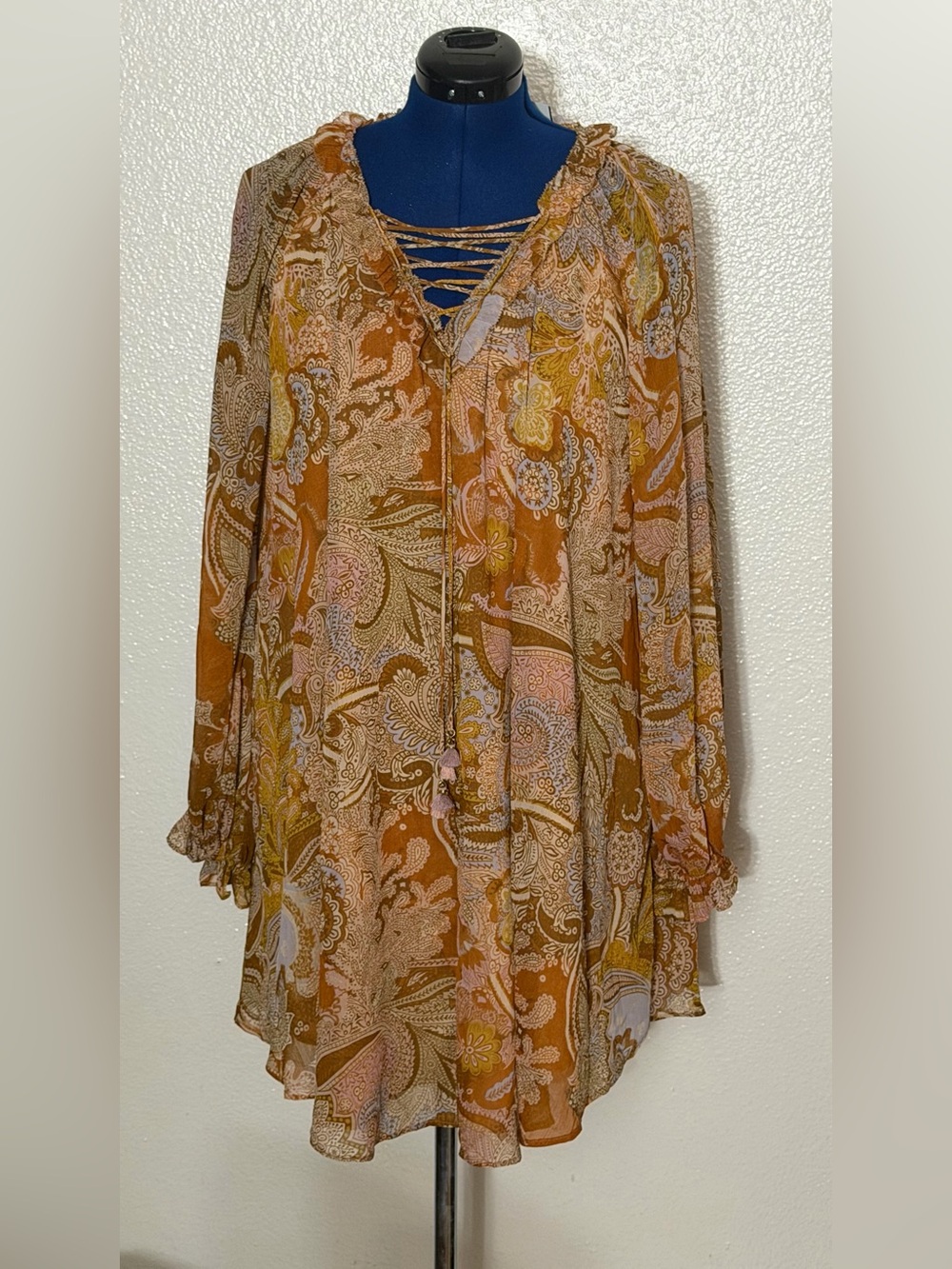 Haute Hippie Lightweight Paisley Blouse in Rust, Yellow & Cream. Size-L